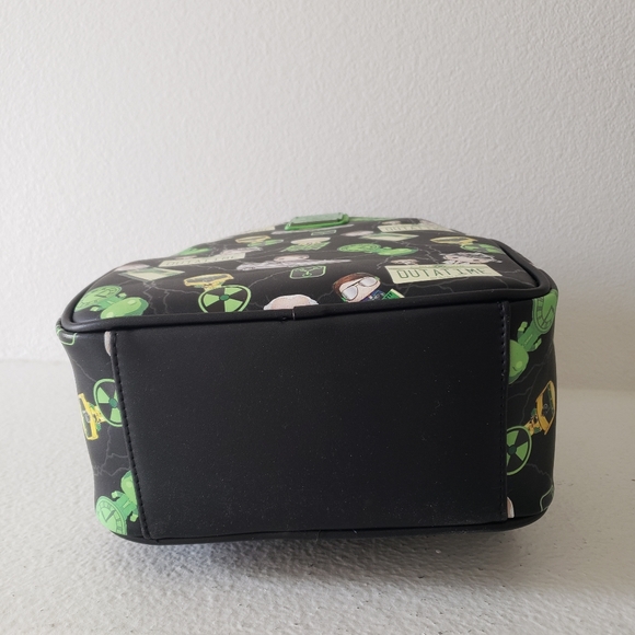 Rare Back to the Future Loungefly Mini Backpack - NWT PRICE FIRM - Picture 8 of 9